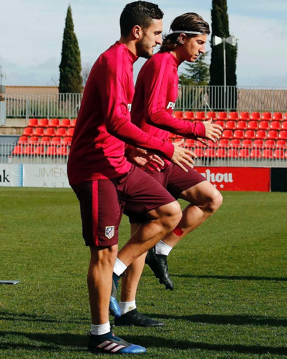 Nemeziz football 2025 boots laceless